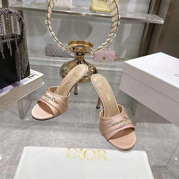 20251128184321393 250